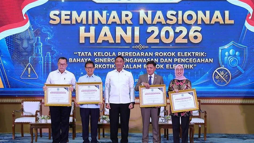 Menkes: Rokok Elektrik Sama Berbahayanya dengan Rokok Konvensional