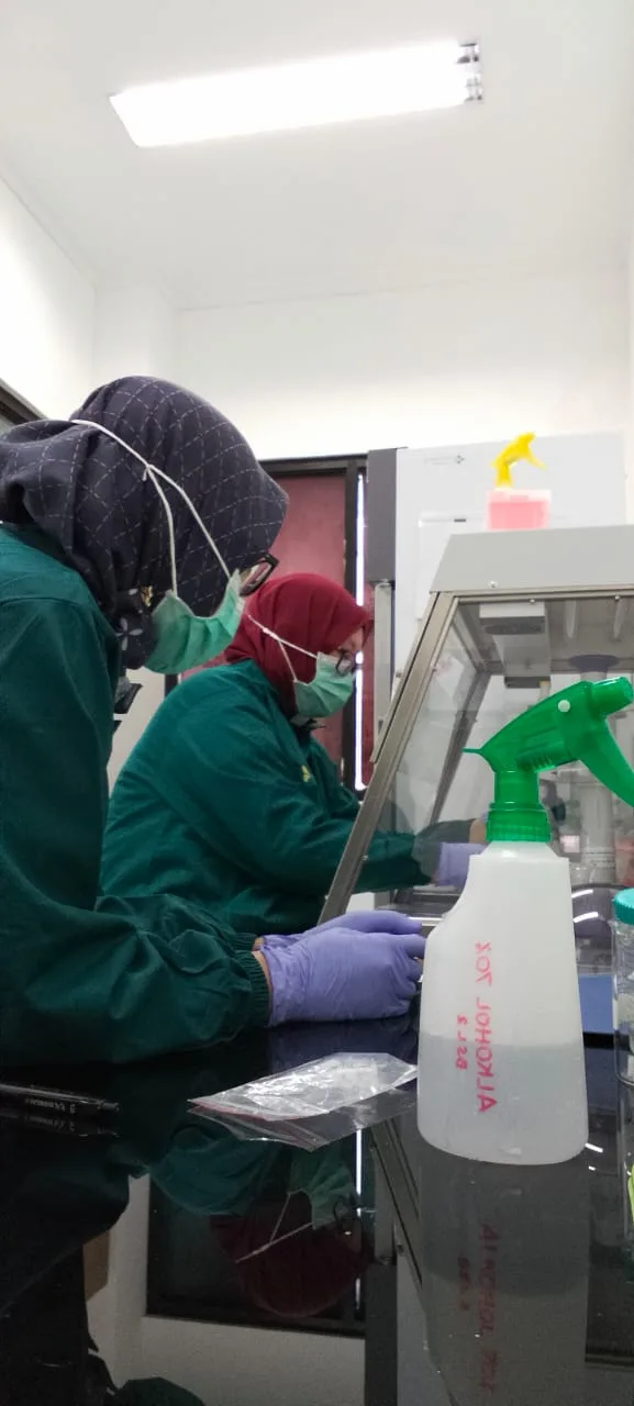 Instalasi Mikrobiologi dan Biomolekuler